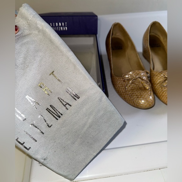 Stuart Weitzman Nude Wedge - Picture 5 of 9